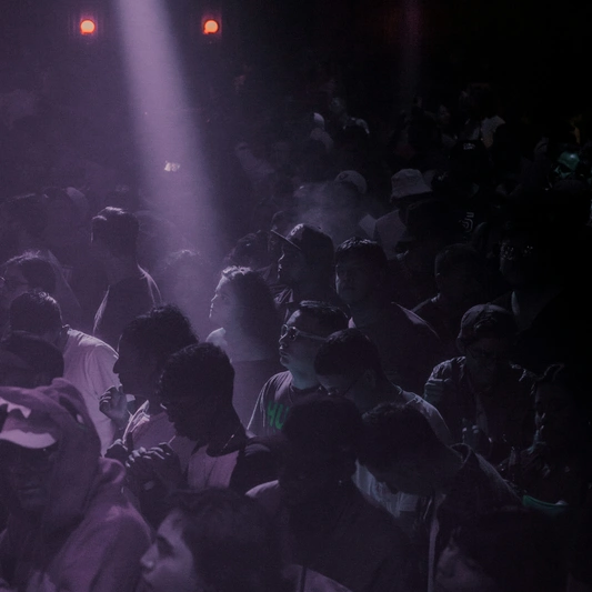 Les robots leds ont mis une ambiance futuriste à notre soirée, merci Body Temptation 974 pour ce show exceptionnel !